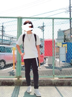 「GU（ジーユー）の（GU）スキニーフィットジーンズ（MEN ⁄ ジーンズ）」を使った、でぃーさん（メンズ・168cm）の夏コーディネート