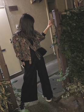 「BUBBLES（バブルス）のアイテム（パンツ）」を使った、Minさん（レディース・166cm）の秋コーディネート