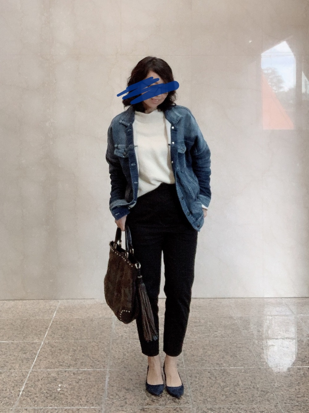 「moussy、FRAMeWORK、金子綾、ciaopanicTYPY、パンプス、ete、ROSE BUD、迷彩バッグ、春コーデ、サブリナパンツ」｜「FRAMeWORKの【金子綾×FRAMeWORK】サブリナパンツ2◆（その他パンツ、ブラック系）」を使った、さぼまま㊻さん（レディース・158cm）の春コーディネートの1枚目の写真