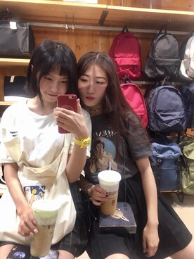 「URBAN RESEARCH（アーバンリサーチ）のアイテム（ショルダーバッグ、シルバー系）」を使った、Nekoさん（レディース・167cm）の冬コーディネート