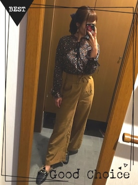 「CRYX（クリックス）のアイテム（パンツ）」を使った、河村愛美さん（レディース・160cm）の秋コーディネート