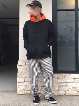 「Revo.（レボ）のRevo. ヒッコリー ストライプ テーパードパンツ（その他パンツ）」を使った、かっしーさん（メンズ・167cm）の秋コーディネート