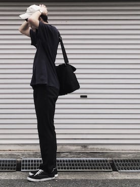 「DHOLIC（ディーホリック）のアイテム（キャップ）」を使った、坂口さん（メンズ・180cm）の夏コーディネート