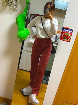 「SpRay（スプレイ）のアイテム（シャツ/ブラウス、ホワイト系）」を使った、KANさん（レディース・167cm）の秋コーディネート