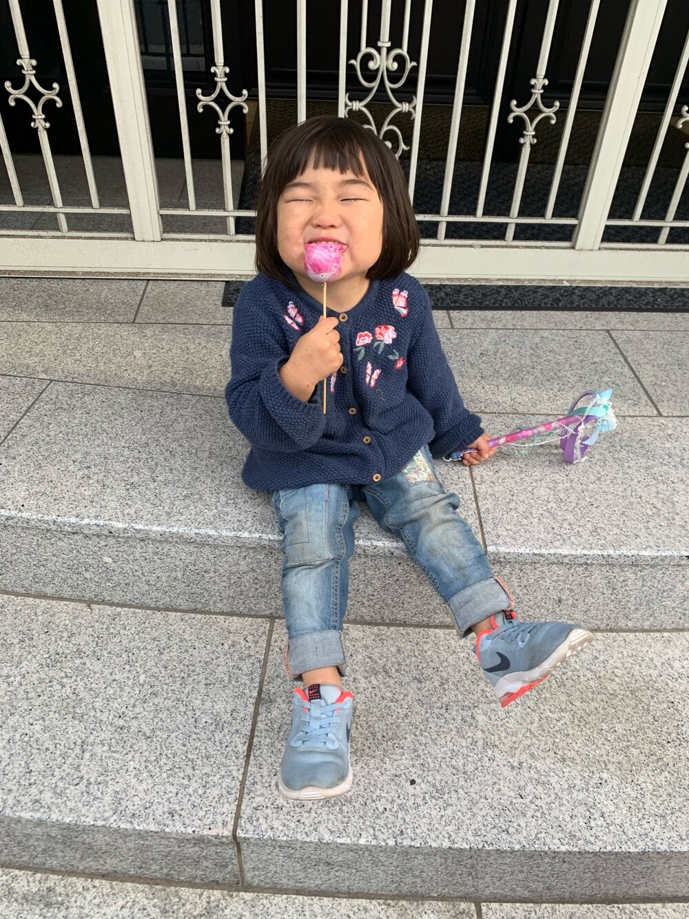 「妹ちゃん」｜「H&Mのアイテム（カーディガン/ボレロ、ブルー系）」を使った、iccさん（キッズ・90cm）の秋コーディネートの1枚目の写真