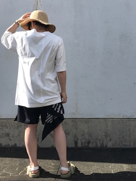 「Graphpaper（グラフペーパー）のアイテム（サンダル）」を使った、hiroshiさん（メンズ・163cm）の夏コーディネート