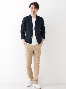 「URBAN RESEARCH ROSSO MEN（アーバンリサーチロッソメン）のアイテム（チノパンツ）」を使った、Juniyaさん（メンズ・184cm）の春コーディネート