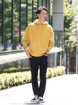 「アーバンリサーチ」｜「アイテム（パーカー）」を使った、Juniyaさん（メンズ・184cm）の秋コーディネート