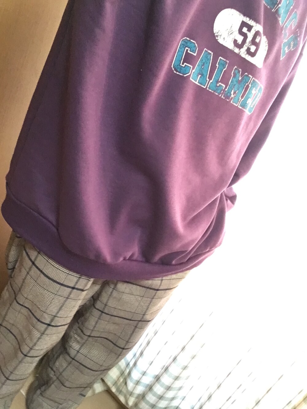 「おしゃれさんと繋がりたい」｜「campionのアイテム（スウェット、パープル系）」を使った、onechandog[相互フォロー]さん（メンズ・170cm）の冬コーディネートの1枚目の写真
