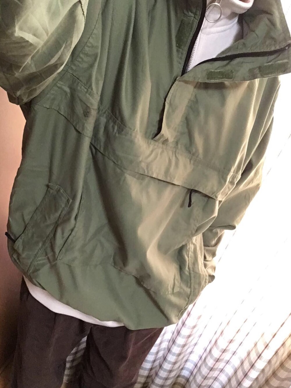 「おしゃれさんと繋がりたい」｜「GAPのアイテム（パーカー、グリーン系）」を使った、onechandog[相互フォロー]さん（メンズ・170cm）の冬コーディネートの1枚目の写真