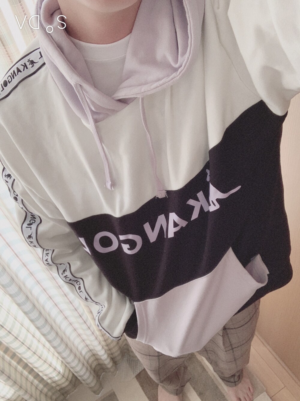 「おしゃれさんと繋がりたい」｜「KANGOLの∴WEGO/KANGOL別注テープ切り替えプルパーカー（パーカー、パープル系）」を使った、onechandog[相互フォロー]さん（メンズ・170cm）の冬コーディネートの1枚目の写真