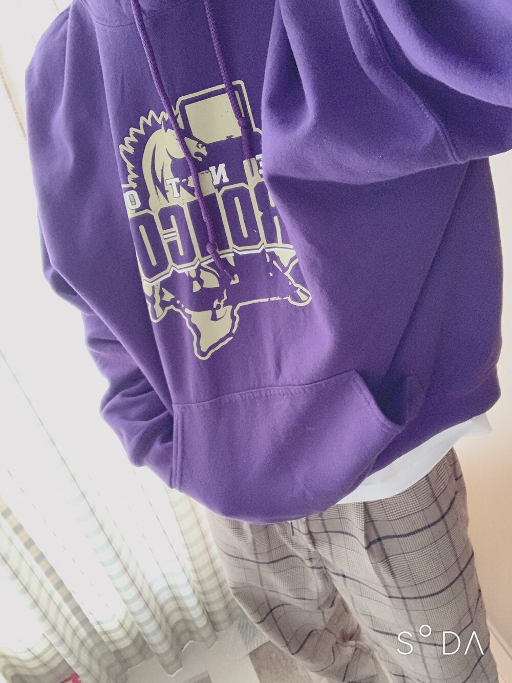 「おしゃれさんと繋がりたい」｜「GILDANのアイテム（パーカー、パープル系）」を使った、onechandog[相互フォロー]さん（メンズ・170cm）の冬コーディネートの1枚目の写真