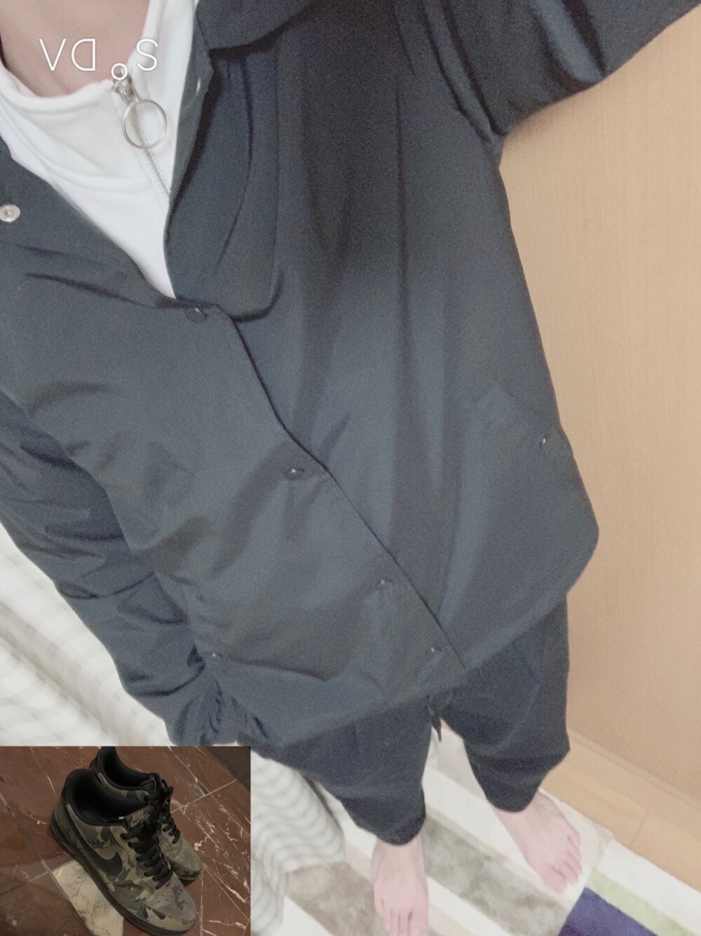 「今日のコーデ、おしゃれさんと繋がりたい」｜「GUのアイテム（その他アウター、ブラック系）」を使った、onechandog[相互フォロー]さん（メンズ・170cm）の春コーディネートの1枚目の写真