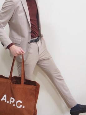 「TAKEO KIKUCHI（タケオキクチ）のアイテム（スラックス）」を使った、アレンさん（メンズ・182cm）の冬コーディネート