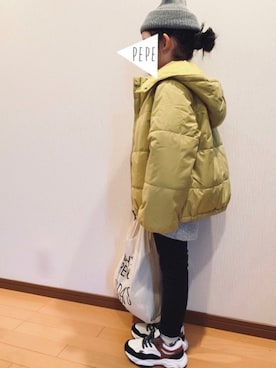 「アイテム（その他アウター、イエロー系）」を使った、pepeさん（キッズ・110cm）の冬コーディネート