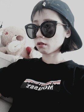 「MOUSSY（マウジー）のアイテム（Tシャツ/カットソー、ブラック系）」を使った、浮轩木有豆豆さん（レディース・155cm）の夏コーディネート