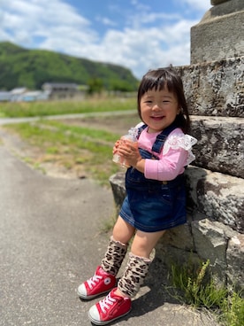 「Wrangler（ラングラー）のアイテム（オールインワン・サロペット）」を使った、yosukesogaさん（キッズ・90cm）の春コーディネート