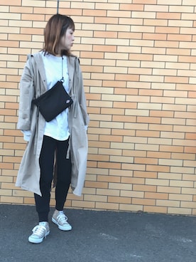 「KBF（ケイビーエフ）のBIGフーディコート（その他アウター）」を使った、minakoさん（レディース・160cm）の春コーディネート