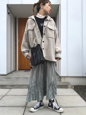 「CONVERSE（コンバース）のALL STAR HI（スニーカー）」を使った、minakoさん（レディース・160cm）の春コーディネート