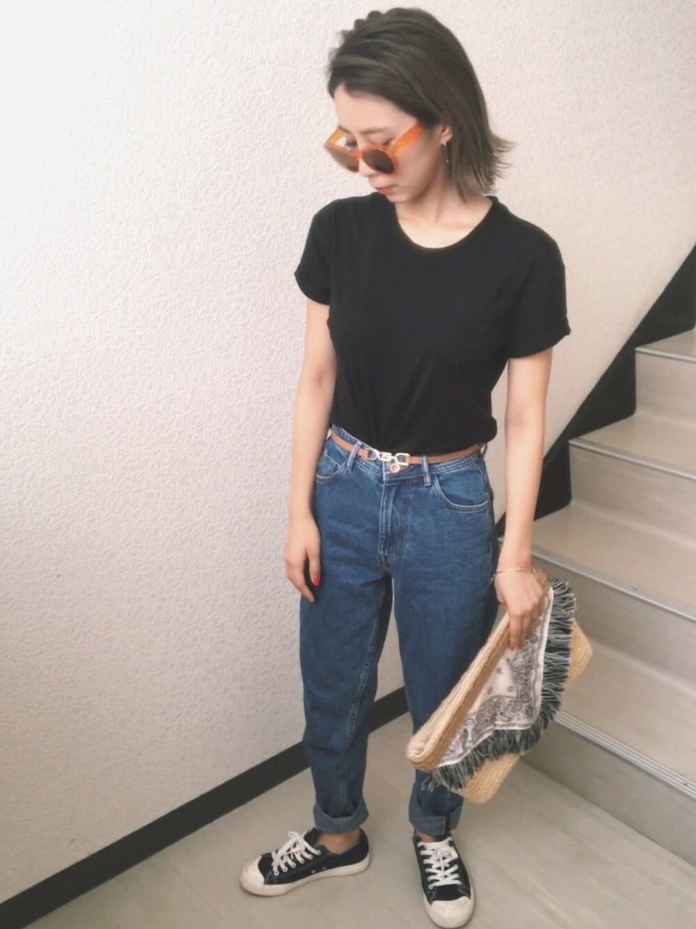 「ラクチンコーデ、カジュアル、黒T、デニムコーデ、メンズライク、プチプラコーデ、ZARA」｜「jouetieのアイテム（クラッチバッグ、ベージュ系）」を使った、akariさん（レディース・152cm）の夏コーディネートの1枚目の写真