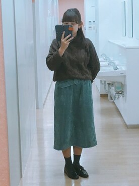 「GU（ジーユー）のアイテム（ニット/セーター、ブラウン系）」を使った、るーさん（レディース）の秋コーディネート