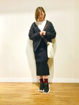 「モノトーン派？カラーコーデ派？」｜kiyokawa【ヨドバシ吉祥寺店】さん（レディース・170cm）の冬コーディネート