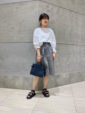 「ASTRAET（アストラット）のアイテム（パンツ）」を使った、足立（adachi）さん（レディース・160cm）の春コーディネート