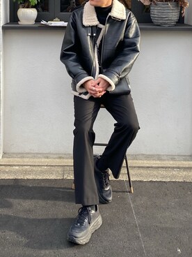 ムートンコートを使った 黒コーデ のメンズ人気ファッションコーディネート Wear