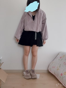 「ナイロンパーカー」｜「アイテム（スカート）」を使った、かふぉんさん（レディース・155cm）の秋コーディネート