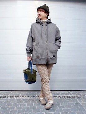 パーカーを使った 暖パン のレディース人気ファッションコーディネート Wear