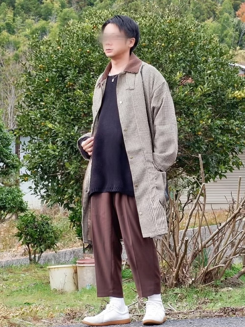 「ｏｒｏｂｉａｎｃｏ、ブラウンコーデ、休日スタイル、スラックス、オーバーコート、冬コーデ、年末WEAR感謝祭」｜「kutirのオーバーサイズフィールドコート（その他アウター、ブラウン系）」を使った、ヒデさん（メンズ・165cm）の冬コーディネートの1枚目の写真