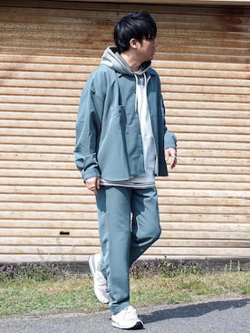 「CREARE LINO」｜「アイテム（パーカー）」を使った、ヒデさん（メンズ・165cm）の春コーディネート