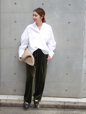 「JOURNAL STANDARD（ジャーナルスタンダード）のベルベット ギャザーパンツ_#（その他パンツ）」を使った、etsukoさん（レディース・155cm）の秋コーディネート