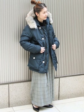 「WOOLRICH（ウールリッチ）のアイテム（ダウンジャケット/コート）」を使った、etsukoさん（レディース・155cm）の秋コーディネート