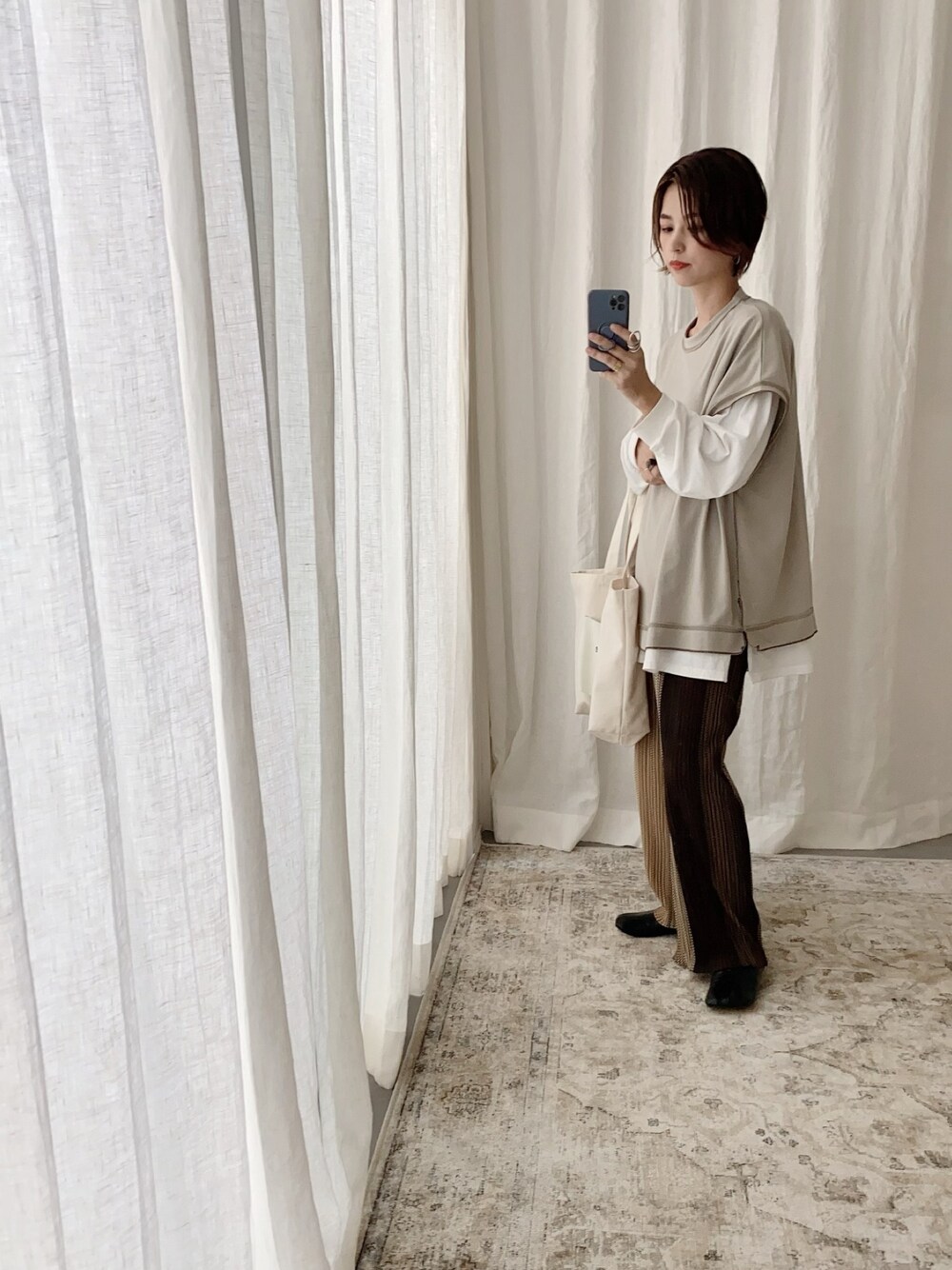「ボトムス、レイヤードスタイル、レイヤード、パンツスタイル」｜「CFT.のアイテム（パンツ、ブラウン系）」を使った、yosさん（レディース・163cm）の冬コーディネートの1枚目の写真