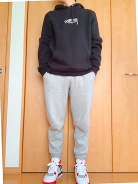「STUSSY（ステューシー）のStussy Design App Hood（パーカー、ブラック系）」を使った、@kaoruさん（メンズ・177cm）の秋コーディネート