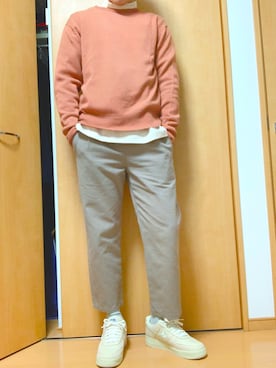 「UNIQLO（ユニクロ）のアイテム（ニット/セーター、オレンジ系）」を使った、@kaoruさん（メンズ・177cm）の冬コーディネート