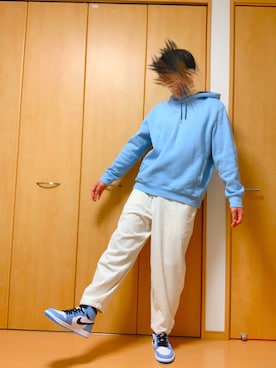 「H&M（エイチ・アンド・エム）のH&M - スウェットパーカ - ブルー（パーカー、ブルー系）」を使った、@kaoruさん（メンズ・177cm）の春コーディネート