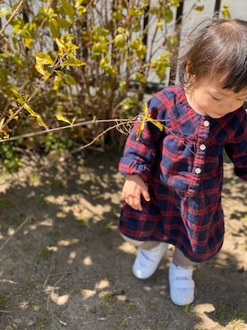 「無印良品（ムジルシリョウヒン）のアイテム（ワンピース/ドレス）」を使った、kyoto37さん（キッズ・70cm）の春コーディネート