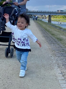「combimini（コンビミニ）のアイテム（トップス）」を使った、kyoto37さん（キッズ・70cm）の春コーディネート