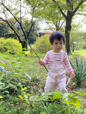 「PETIT BATEAU（プチバトー）のアイテム（オールインワン・サロペット）」を使った、kyoto37さん（キッズ・80cm）の秋コーディネート