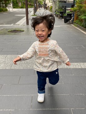 「MIKI HOUSE（ミキハウス）のアイテム（デニムパンツ）」を使った、kyoto37さん（キッズ・80cm）の春コーディネート