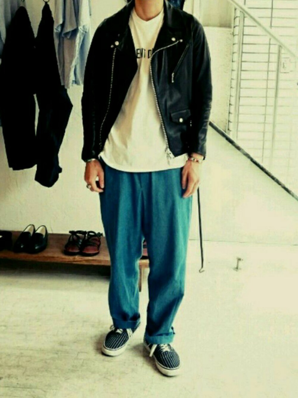 commono reproducts コモノリプロダクツ　レザーライダース commono reproductsのライダースジャケットを使った人気