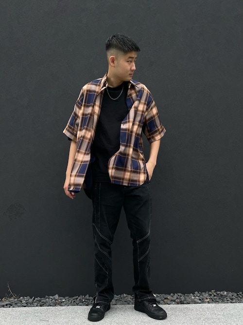 Shu ⠀Iizukaさんのコーディネート