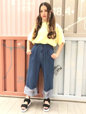 「刺繍デニム」｜「アイテム（サンダル）」を使った、PUNYUS  さん（レディース・165cm）の春コーディネート