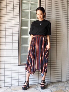 「MURUA（ムルーア）のアイテム（スカート）」を使った、MURUAさん（レディース・160cm）の夏コーディネート