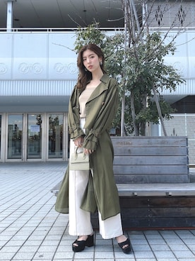 「アイテム（トレンチコート、グリーン系）」を使った、MURUAさん（レディース・160cm）の春コーディネート