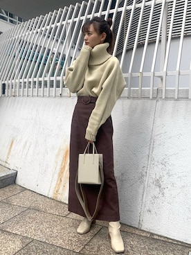 「MURUA（ムルーア）のアイテム（ショルダーバッグ）」を使った、MURUAさん（レディース・160cm）の秋コーディネート