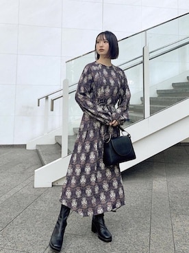 「MURUA（ムルーア）のアイテム（ハンドバッグ）」を使った、MURUAさん（レディース・160cm）の秋コーディネート