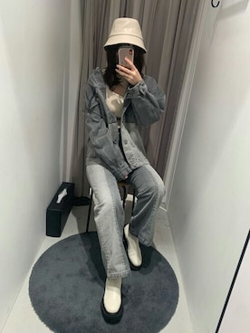 「ワントーンコーデ」｜「アイテム（デニムジャケット）」を使った、MURUAさん（レディース・167cm）の冬コーディネート